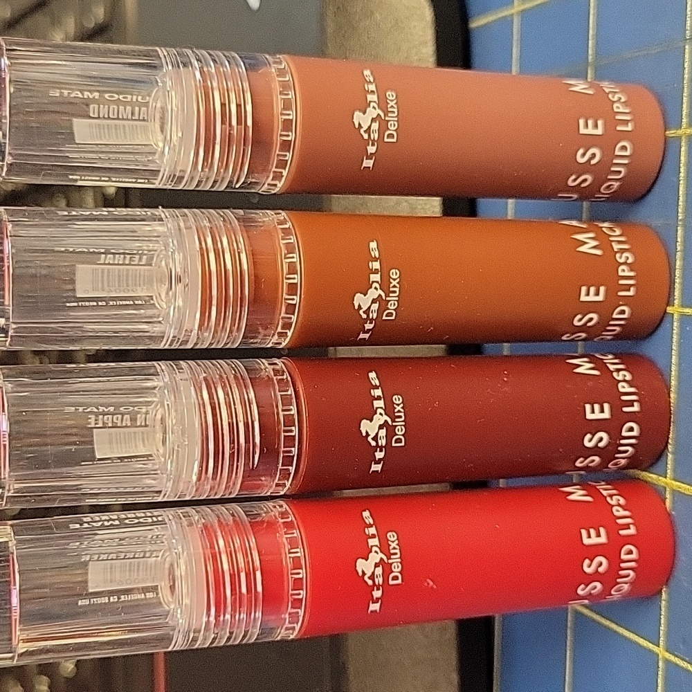 Italia Deluxe Mousse Matte Liquid Lipsticks Set of 4